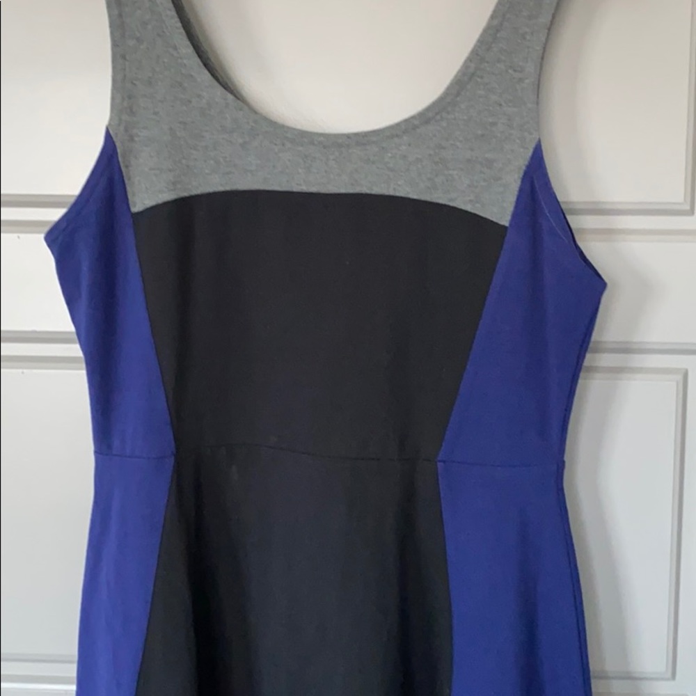 EXPRESS DRESS 💜 - Picture 2 of 5